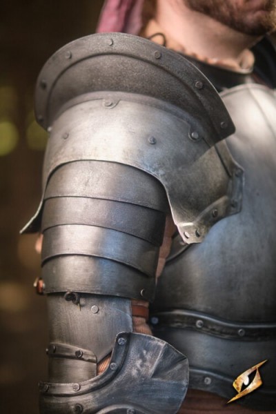 Captain Pauldrons - Dark