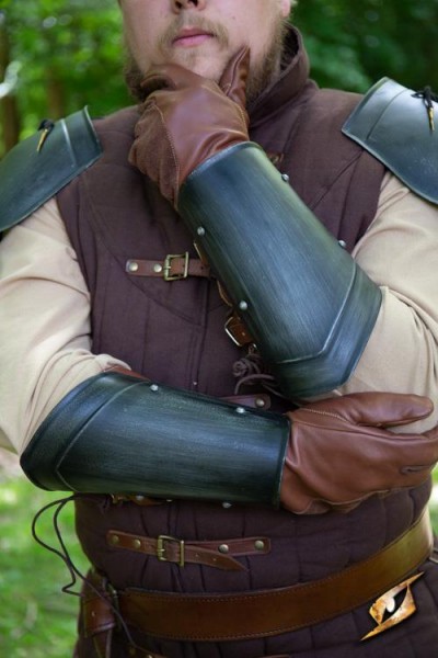 Epic Armoury Scout Bracers