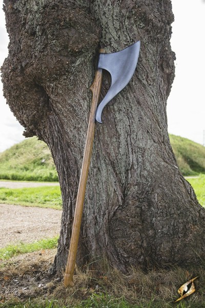 Long Elven Axe