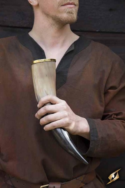 Earl Drinking Horn