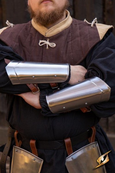 Epic Armoury Scout Bracers
